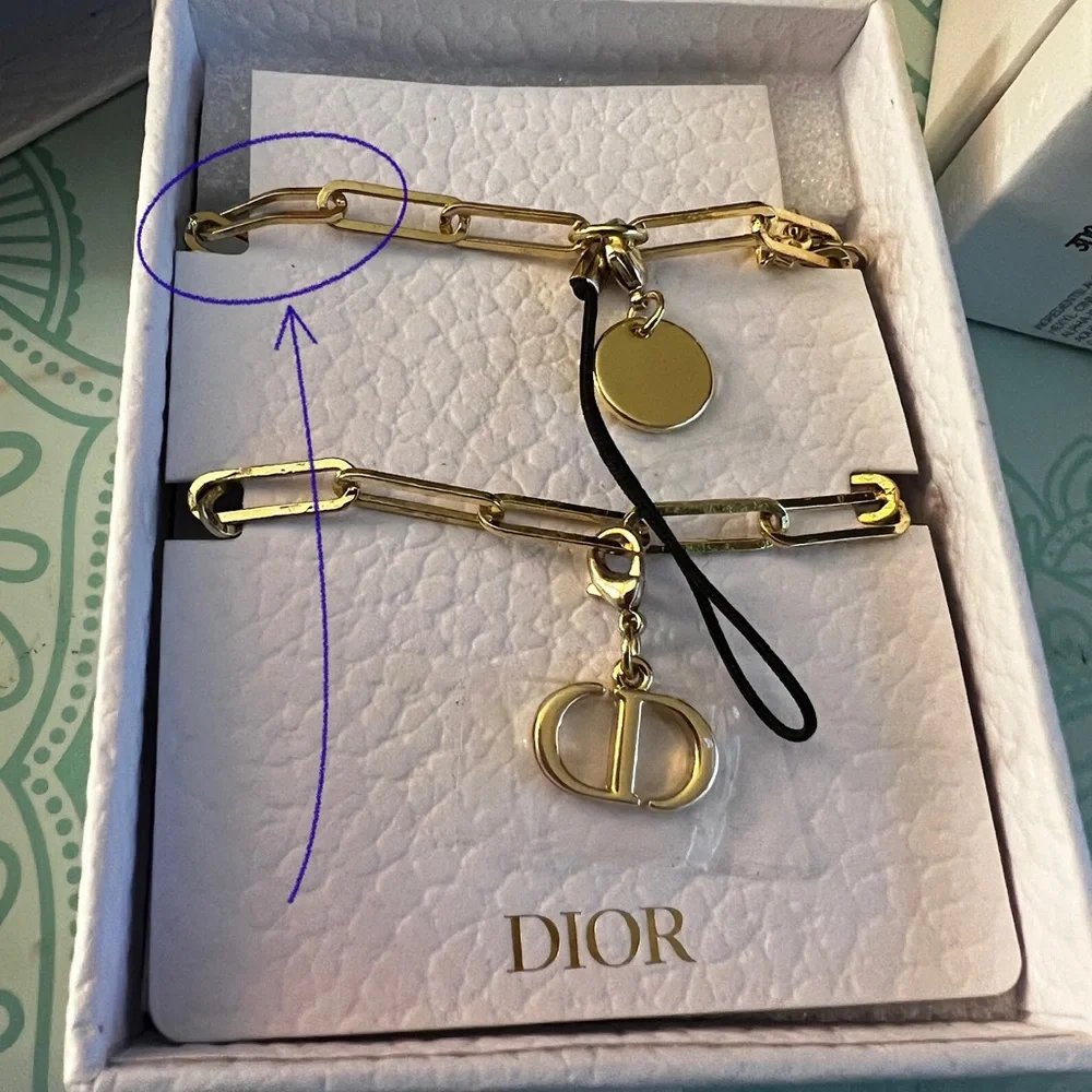 Dior - Picture 2 of 7